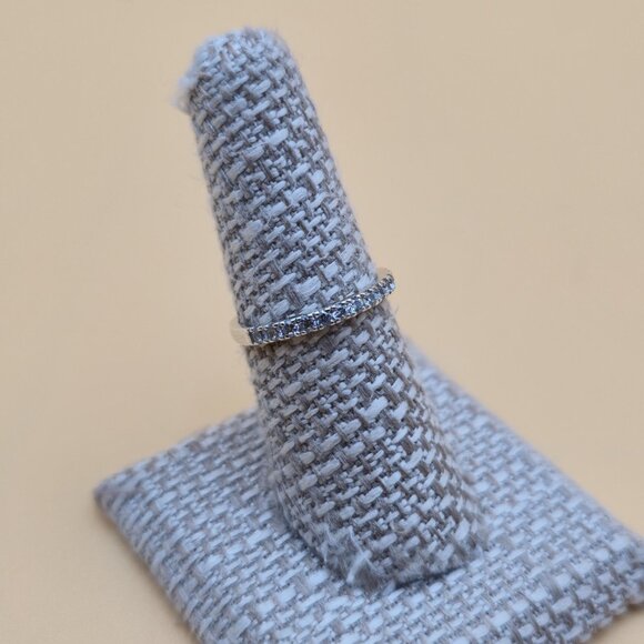 Size 7 Sterling Silver Half Cubic Zirconia Gems Band Ring A5043 - Picture 3 of 9